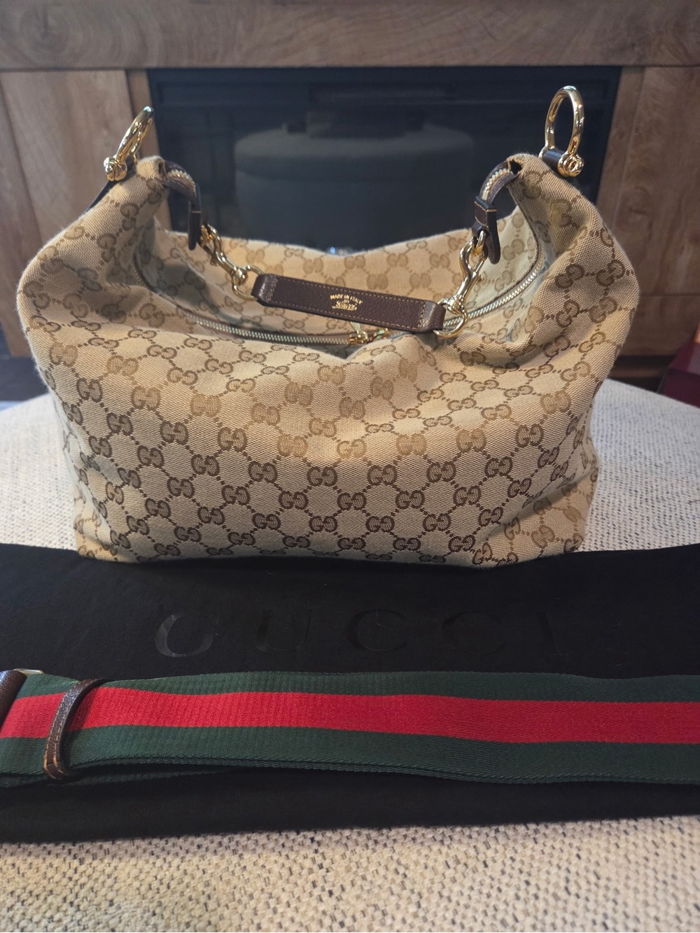 Authentic Gucci Medium Brera bag